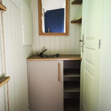 Les Au Bord Du Camping Saint-Gérons