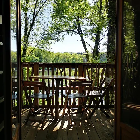 Campsite Les Au Bord Du